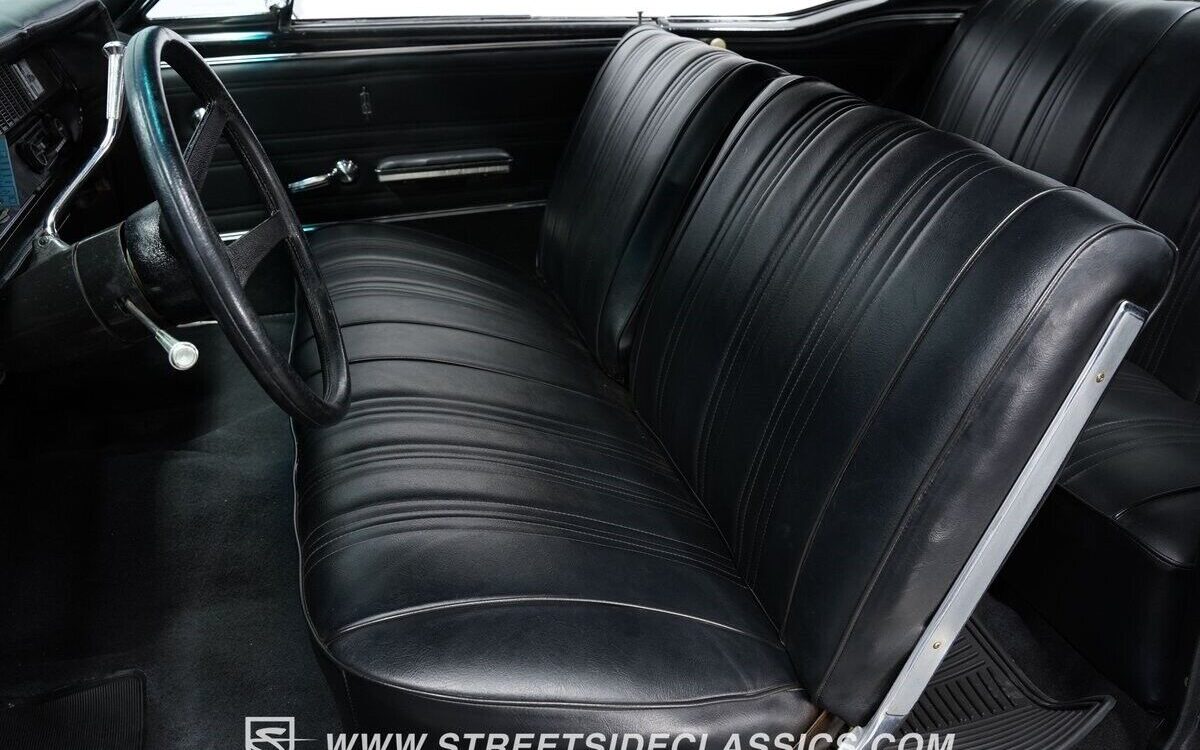 Oldsmobile-Cutlass-Coupe-1967-39