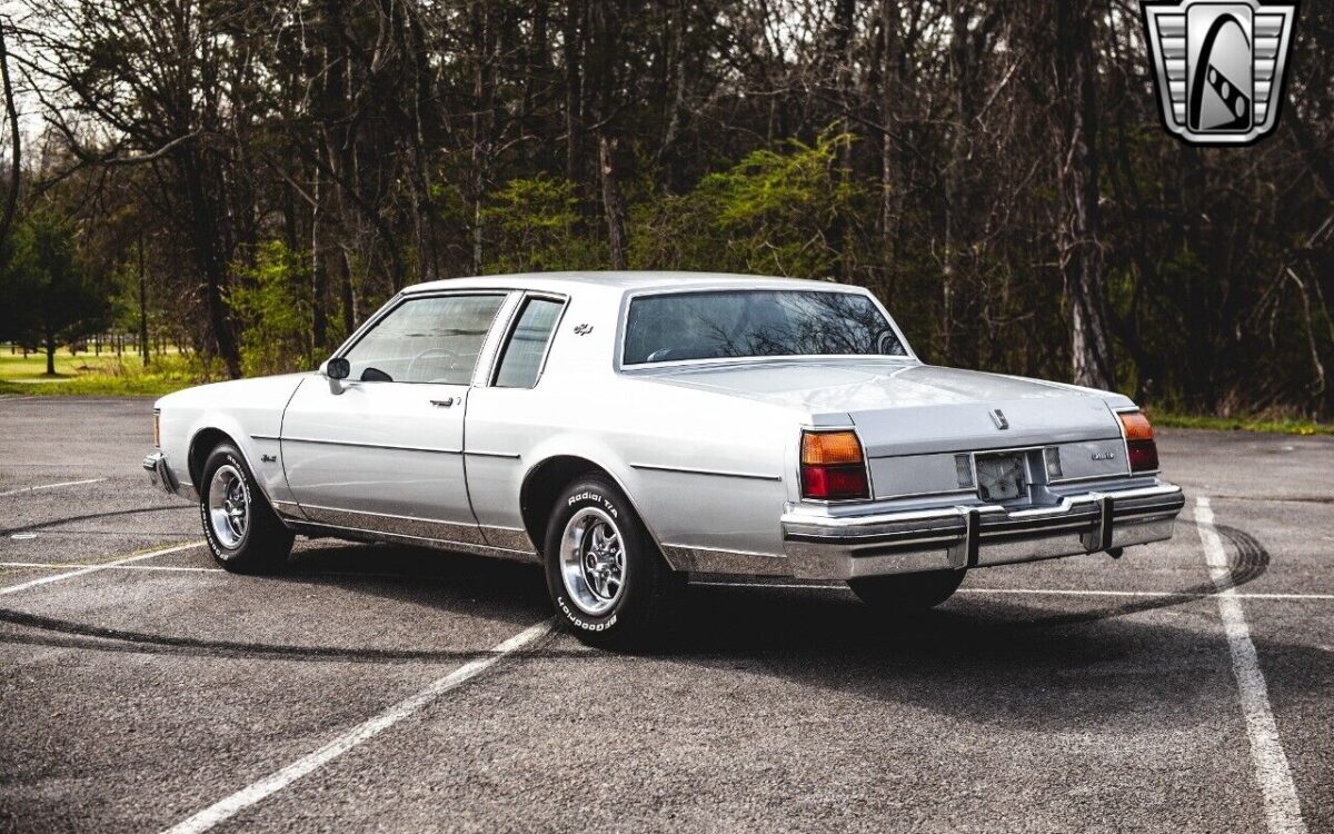 Oldsmobile-Eighty-Eight-1984-4