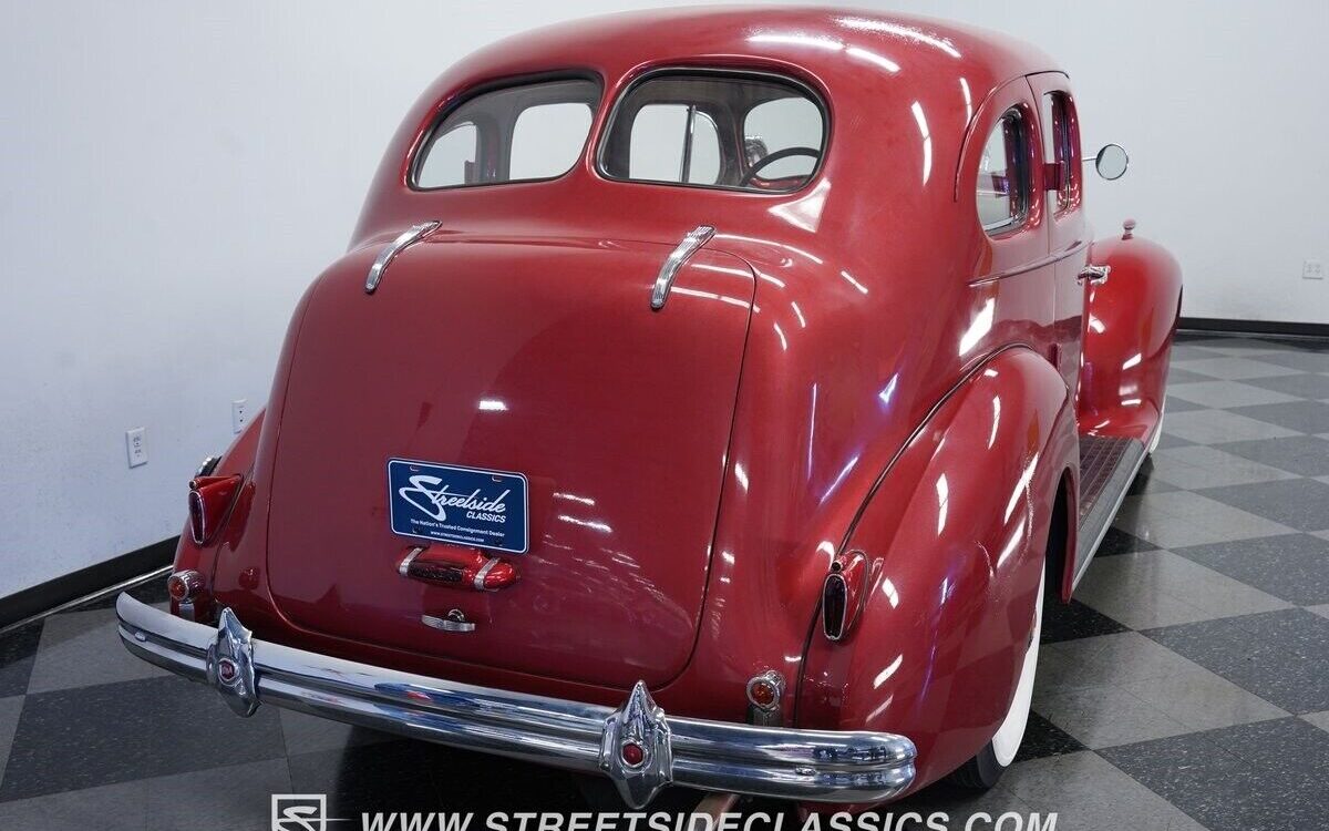 Packard-120-Berline-1938-9