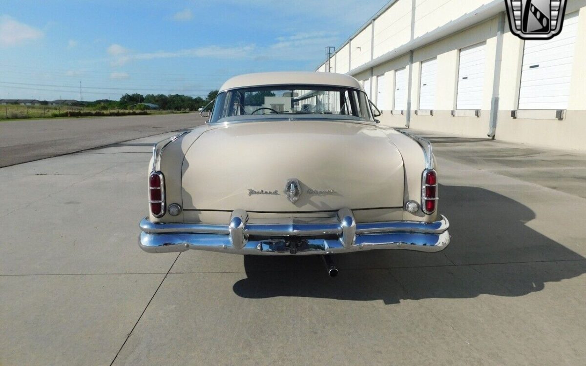 Packard-Clipper-1953-4