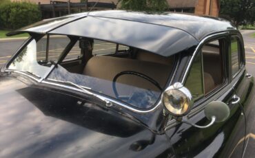 Packard-Deluxe-Berline-1948-17