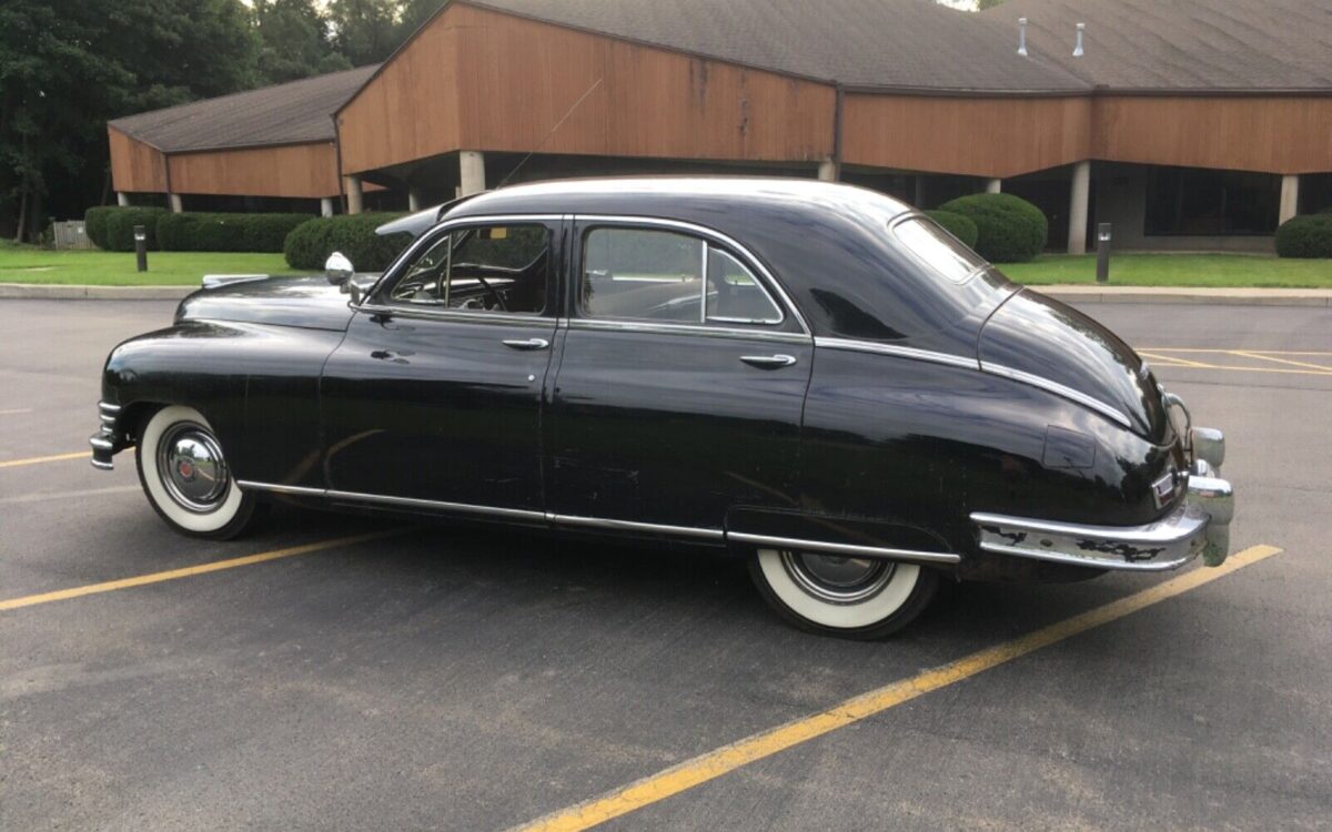 Packard-Deluxe-Berline-1948-20