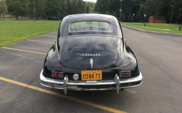 Packard-Deluxe-Berline-1948-8