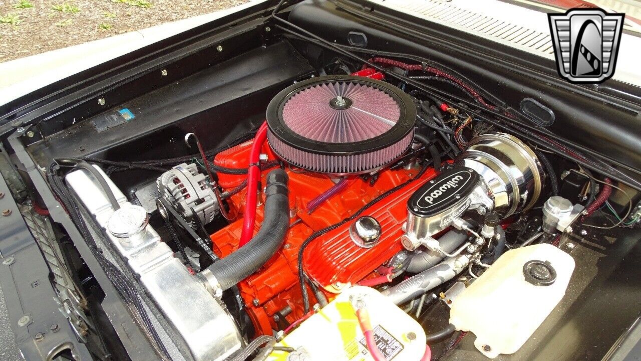 Plymouth-Barracuda-1966-11