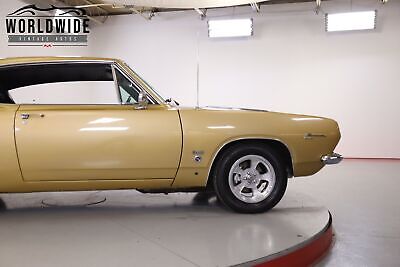 Plymouth-Barracuda-1967-7