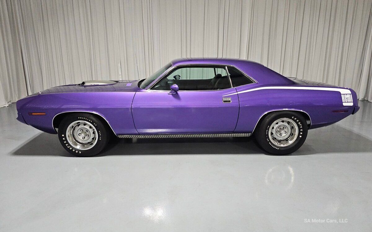 Plymouth-HEMI-Cuda-1970-13
