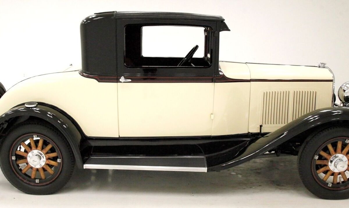 Plymouth-Model-U-Coupe-1929-2