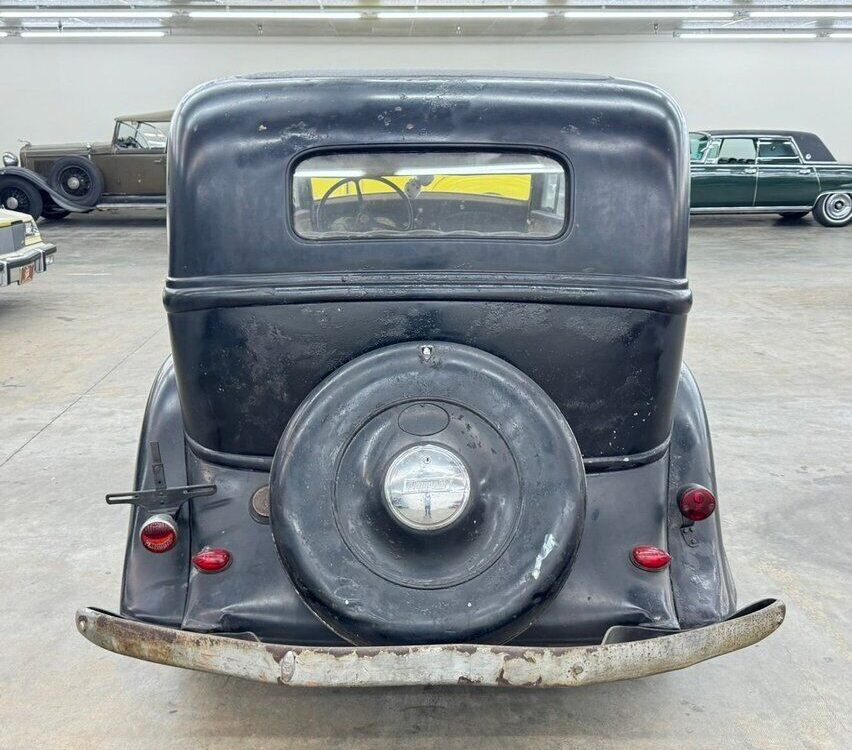 Plymouth-PE-Deluxe-Berline-1934-3