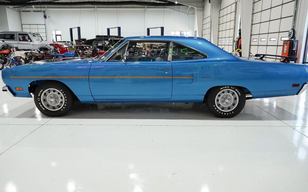 Plymouth-Road-Runner-1970-7