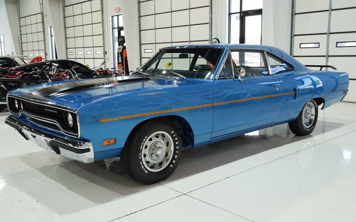 Plymouth-Road-Runner-1970-8