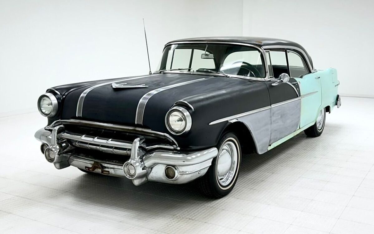 Pontiac Chieftain  1956