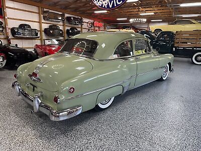 Pontiac-Chieftain-Coupe-1951-12