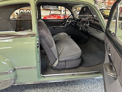 Pontiac-Chieftain-Coupe-1951-22