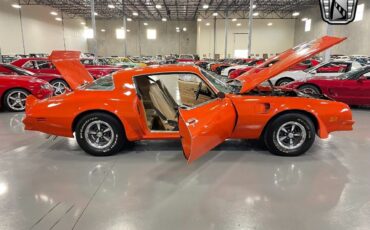 Pontiac-Firebird-1976-10