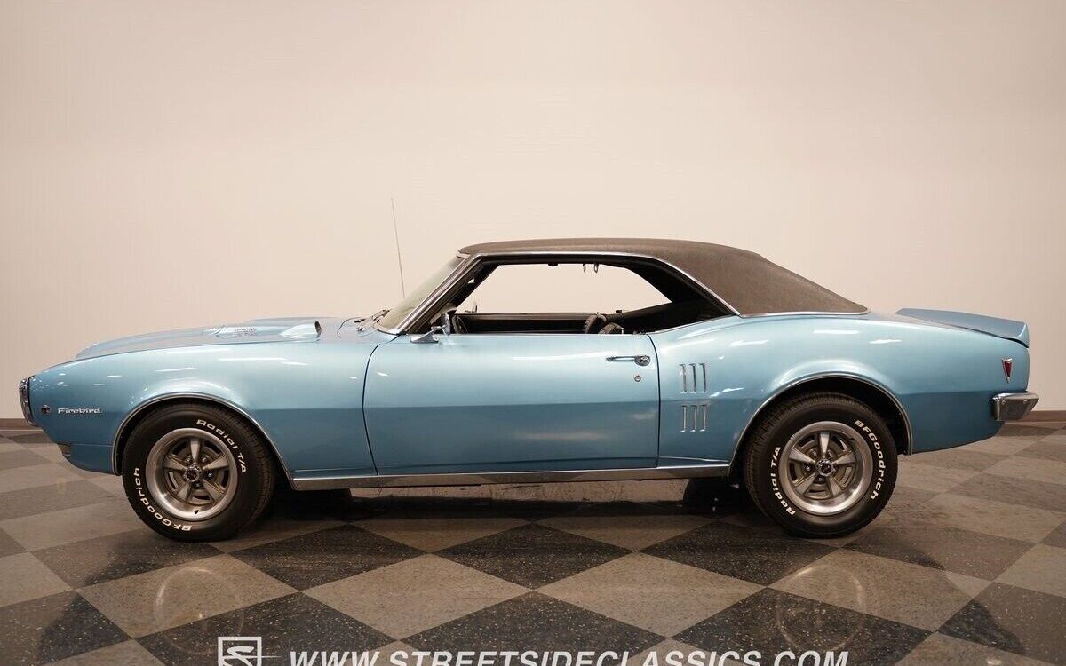 Pontiac-Firebird-Coupe-1968-2