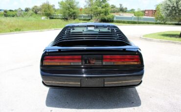 Pontiac-Firebird-Coupe-1991-6