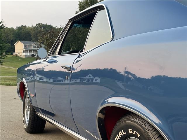 Pontiac-GTO-1966-3