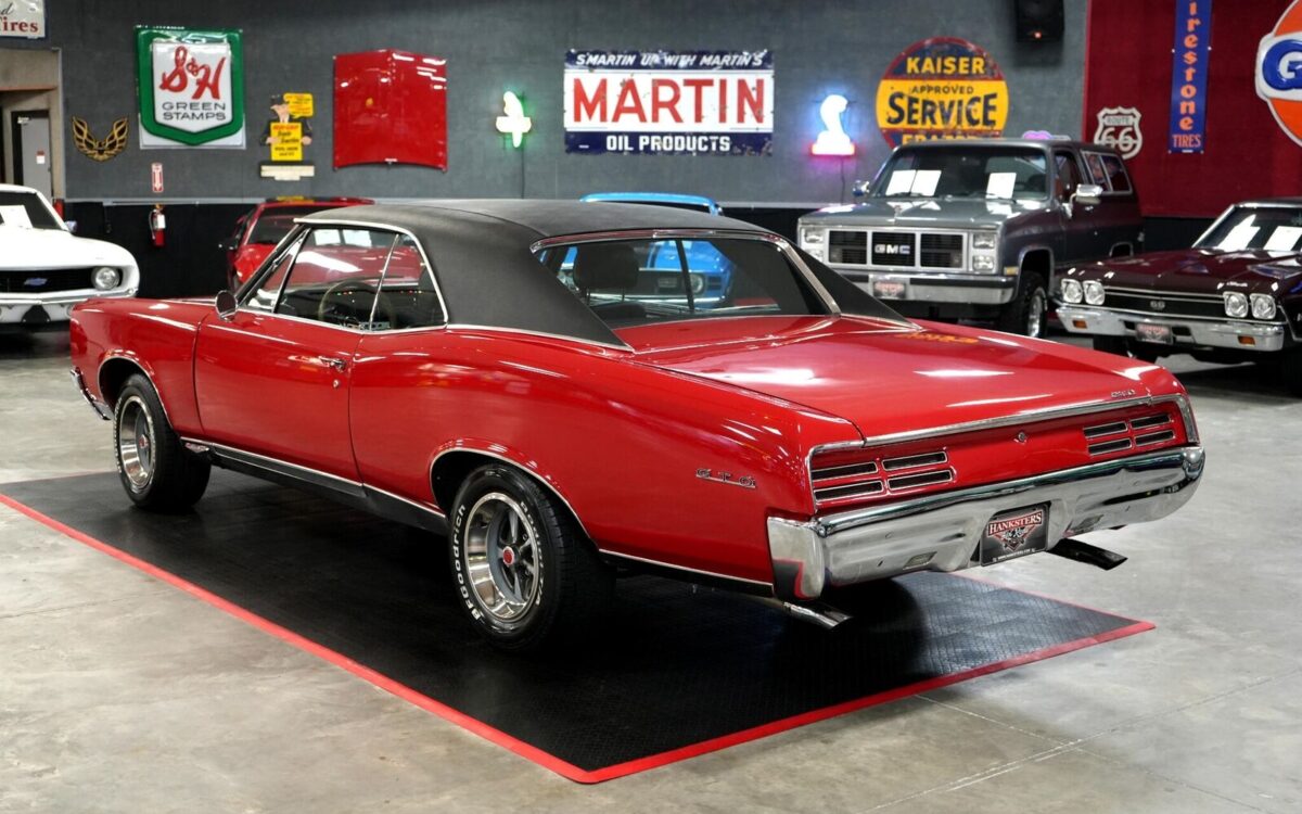 Pontiac-GTO-1967-3