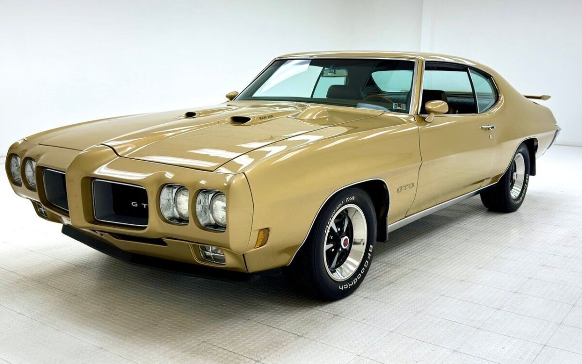 Pontiac GTO  year1}