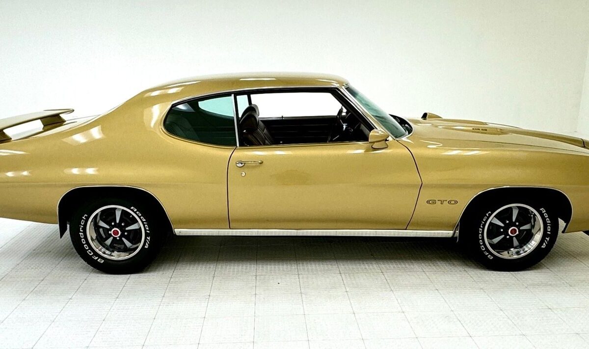 Pontiac-GTO-1970-5