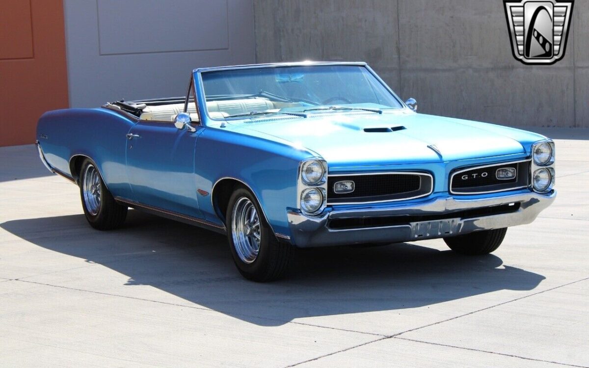 Pontiac-GTO-Cabriolet-1966-5