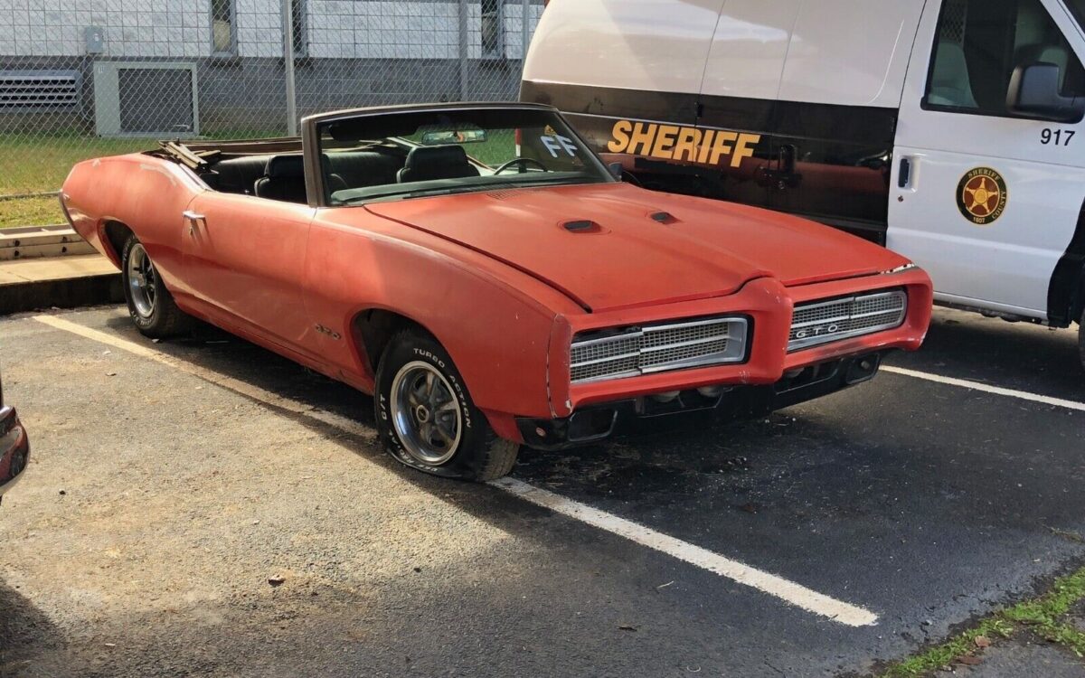 Pontiac-GTO-Cabriolet-1969-7