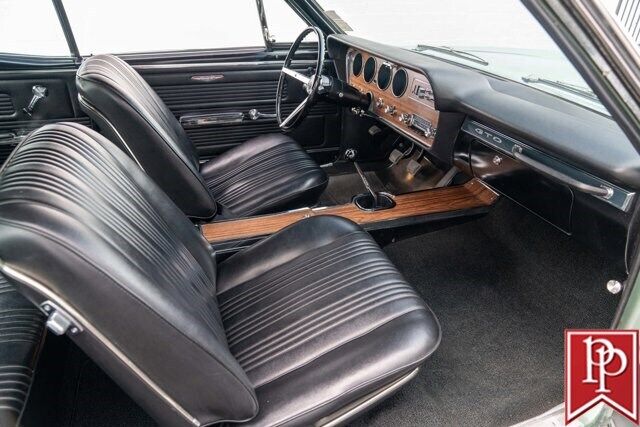 Pontiac-GTO-Coupe-1967-25