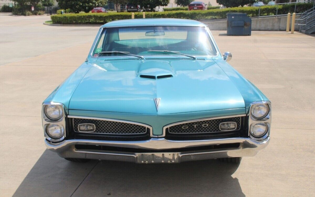 Pontiac-GTO-Coupe-1967-6