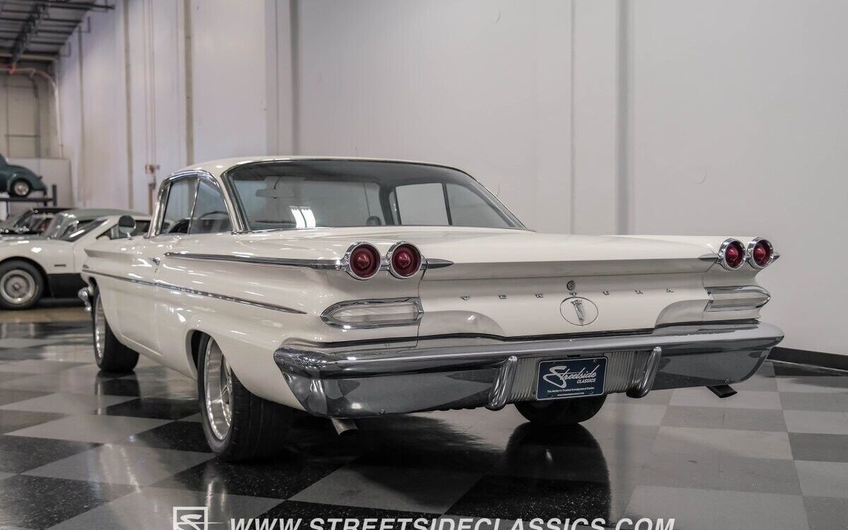 Pontiac-Ventura-Coupe-1960-11