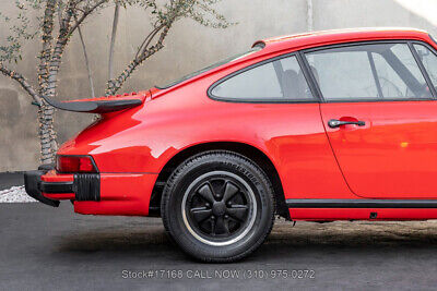 Porsche-911-1976-10