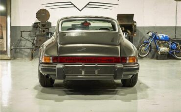 Porsche-911-1977-11