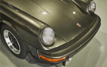 Porsche-911-1977-6