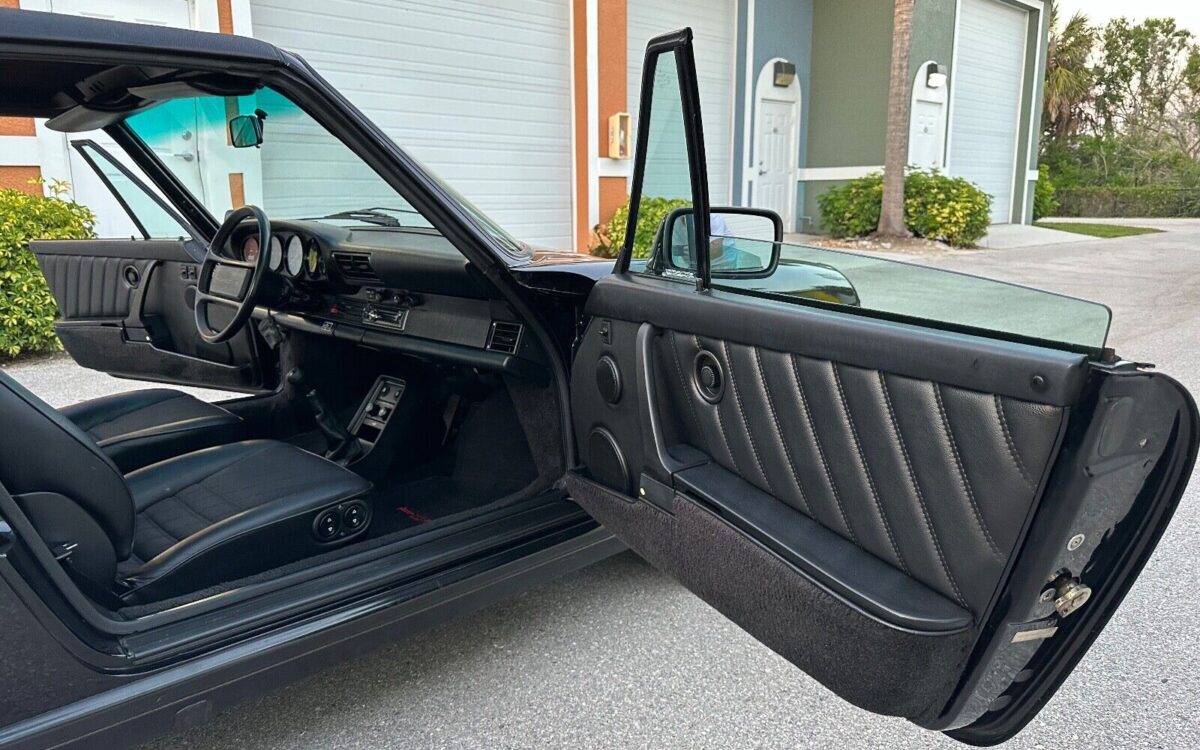 Porsche-911-Cabriolet-1989-25