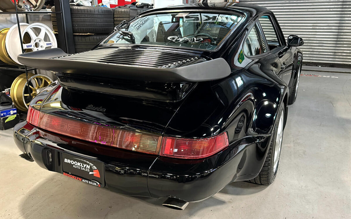 Porsche-911-Coupe-1991-6