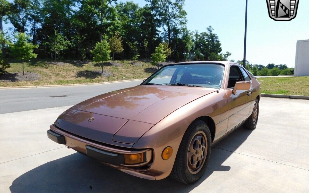 Porsche-924-1988-4