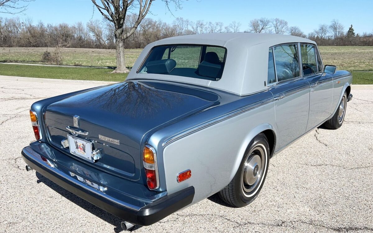 Rolls-Royce-Silver-Wraith-II-1980-9