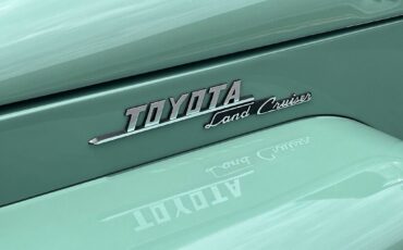 Toyota-Land-Cruiser-1965-8