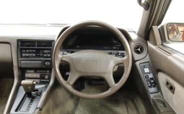 Toyota-Soarer-Coupe-1991-9