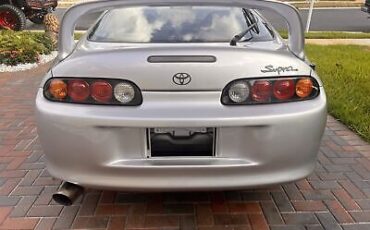 Toyota-Supra-1993-11