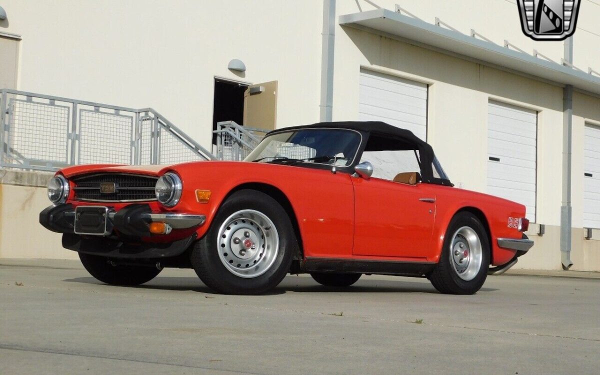 Triumph-TR-6-1976-9