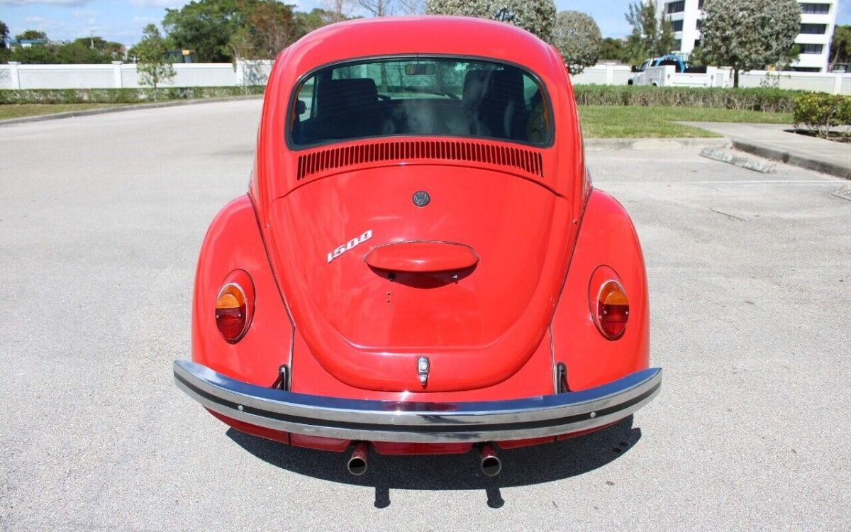 Volkswagen-Beetle-Classic-1971-6