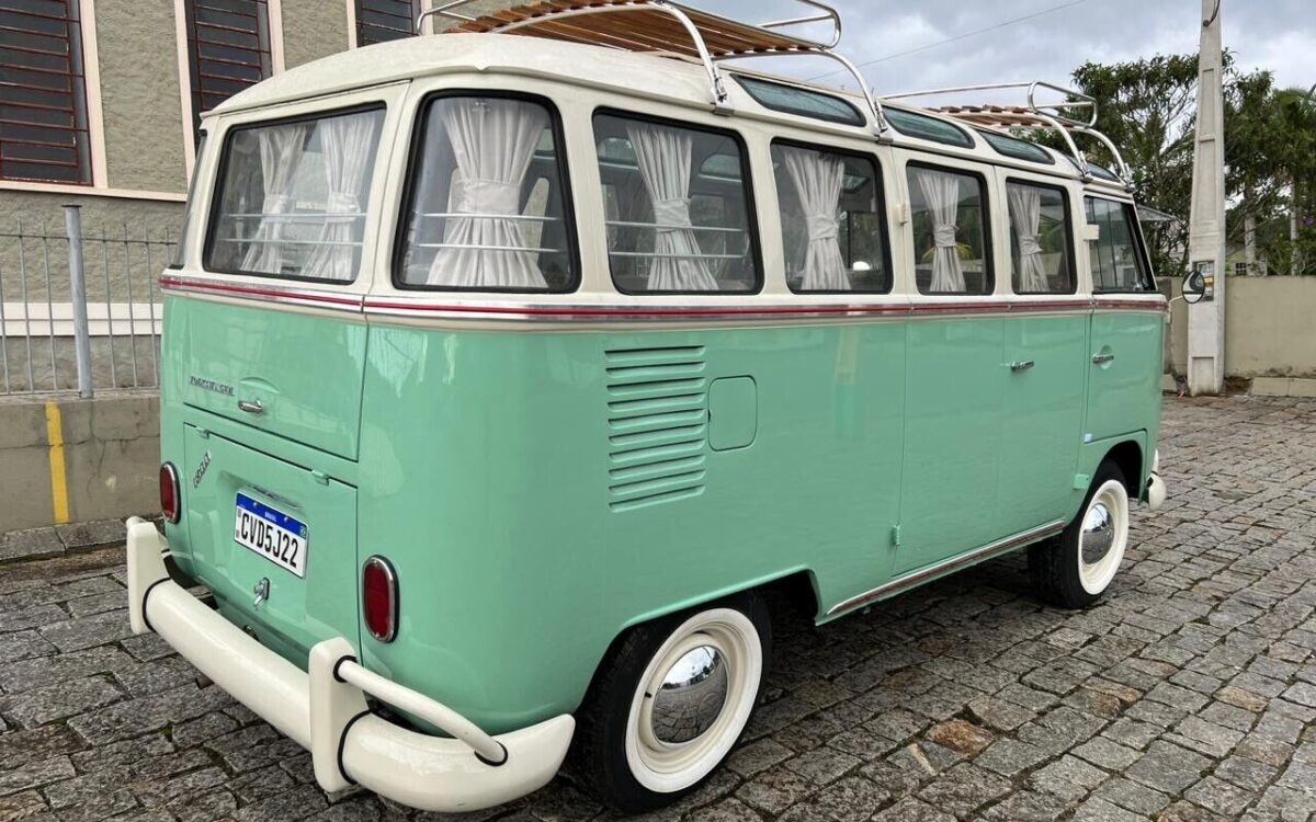 Volkswagen-BusVanagon-1972-13