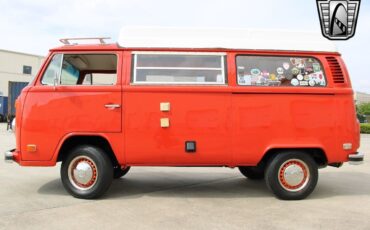 Volkswagen-BusVanagon-1974-31