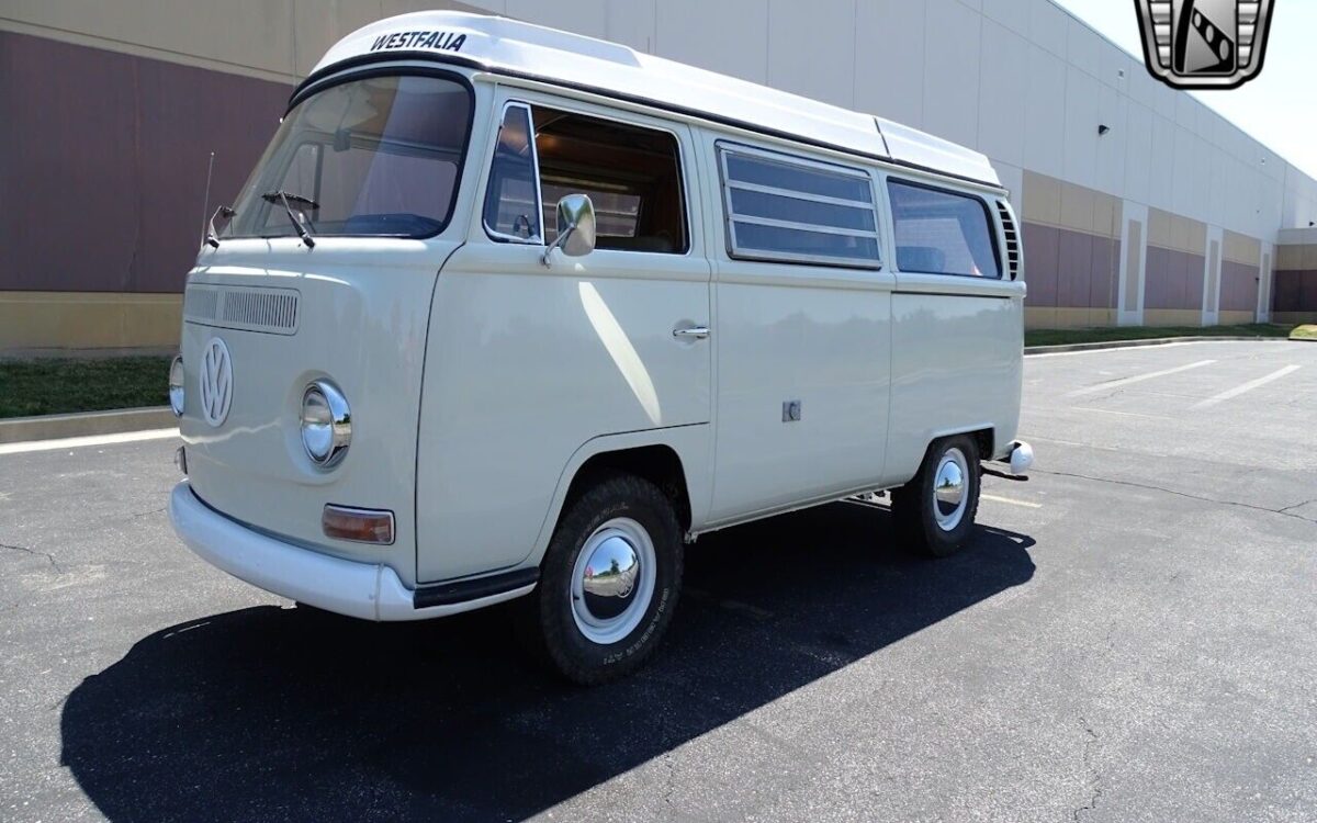 Volkswagen-BusVanagon-Cabriolet-1969-2