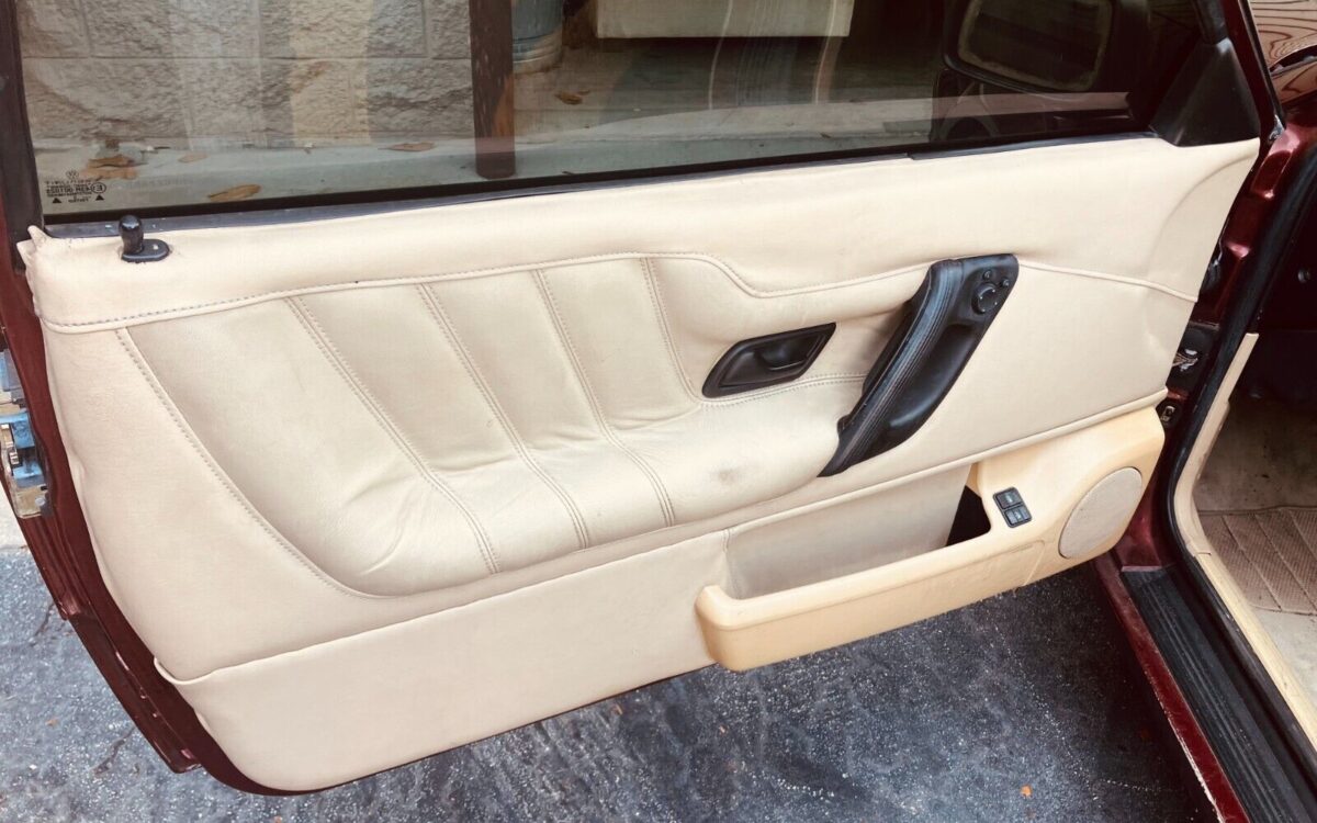 Volkswagen-Corrado-Coupe-1994-14