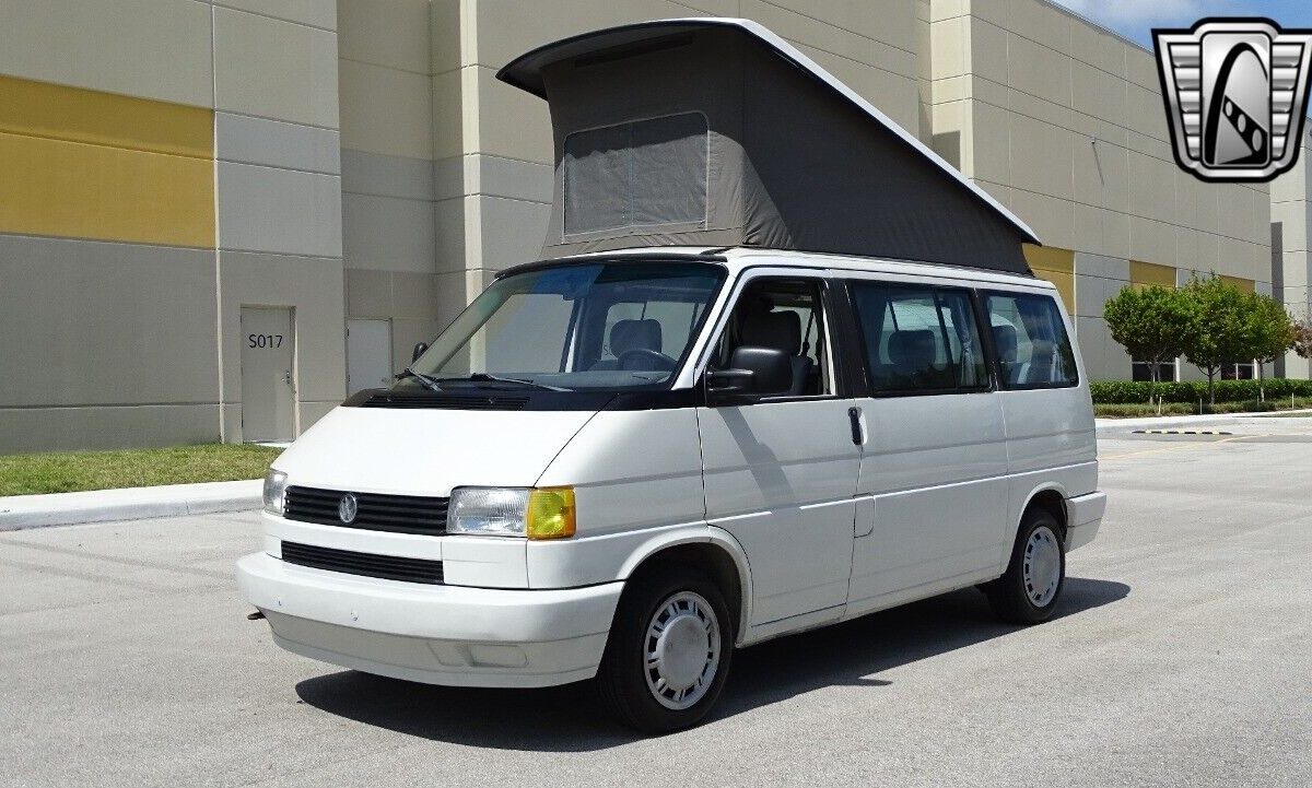 Volkswagen-EuroVan-1993-3