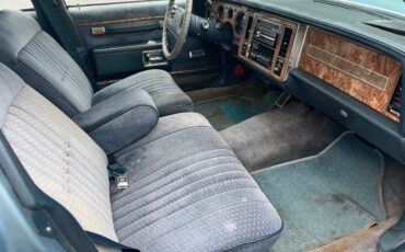 Buick-Lessabre-estate-wagon-1986-15