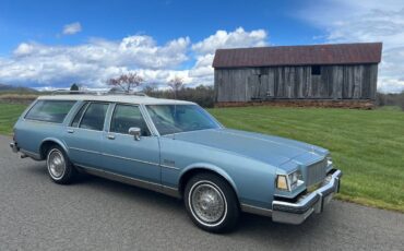 Buick-Lessabre-estate-wagon-1986-6