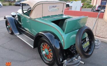 Buick-Model-24-deluxe-sport-road-1928-2