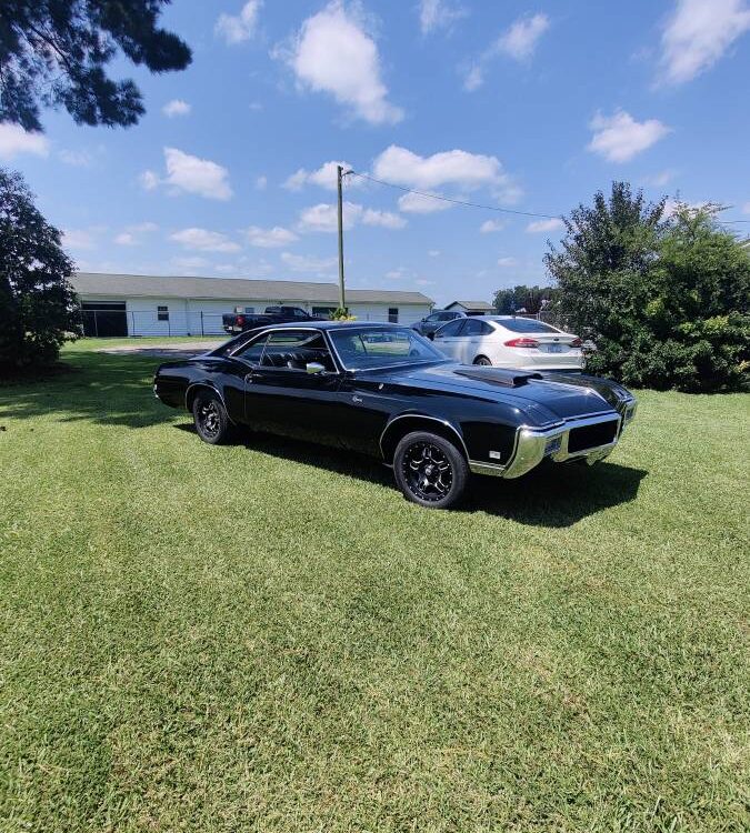 Buick-Riviera-gs-1968-2